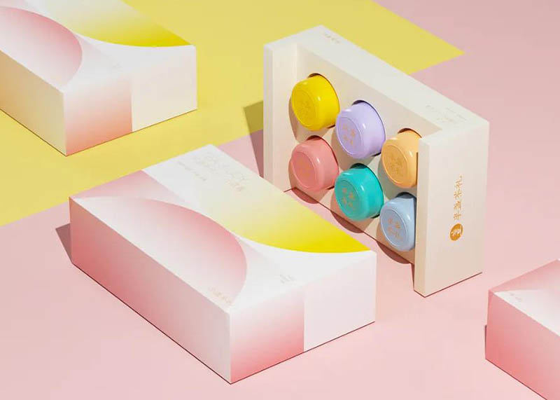 對比新式和傳統(tǒng)兩款茶葉的包裝設(shè)計，元素用對了是關(guān)鍵！