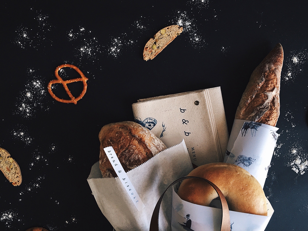 概念化早餐，面包與餅干食品飲料包裝設(shè)計(jì)