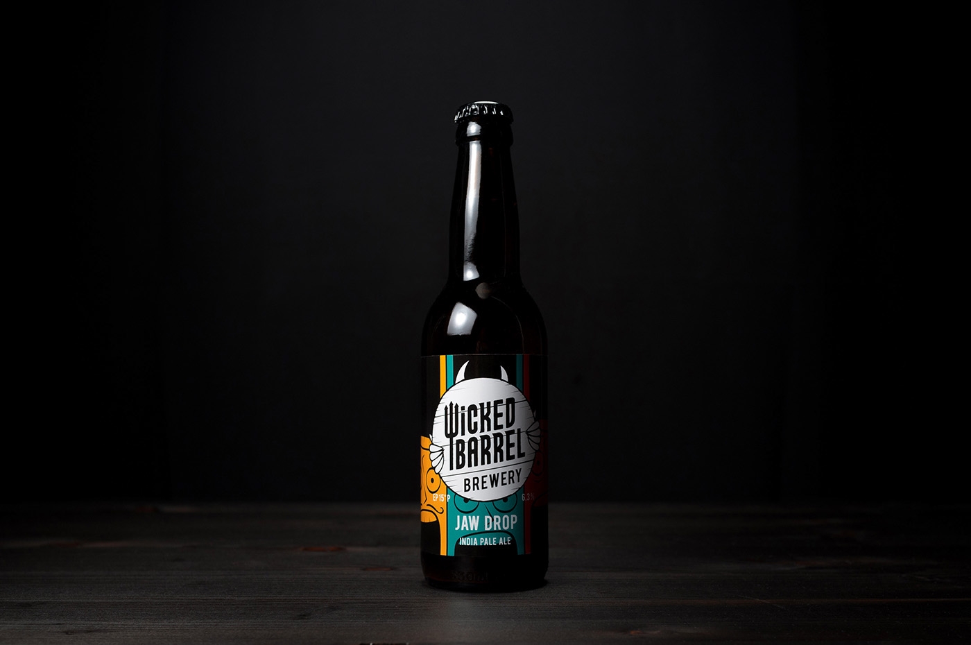 邪惡的啤酒包裝設計，喝了會掉下巴哦